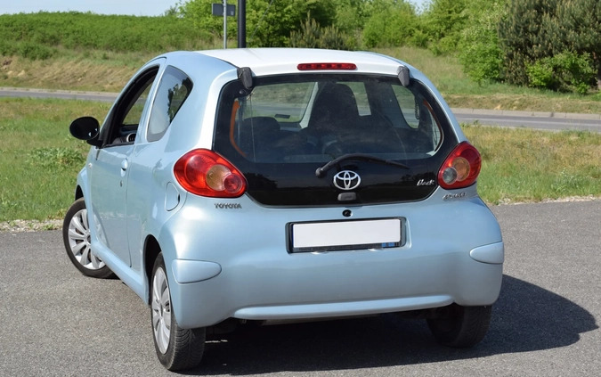 Toyota Aygo cena 7900 przebieg: 157800, rok produkcji 2006 z Raszków małe 191